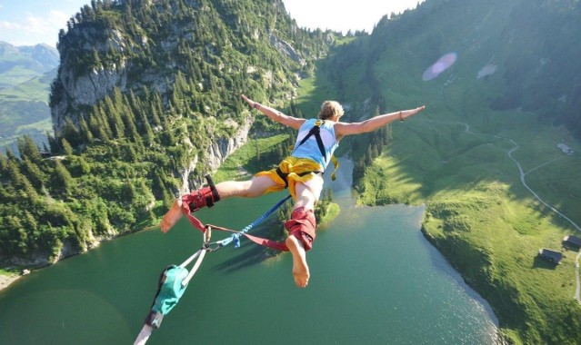 开云-凯尔特人三分危机！斯马特直言，我们已是联盟最差外线球队