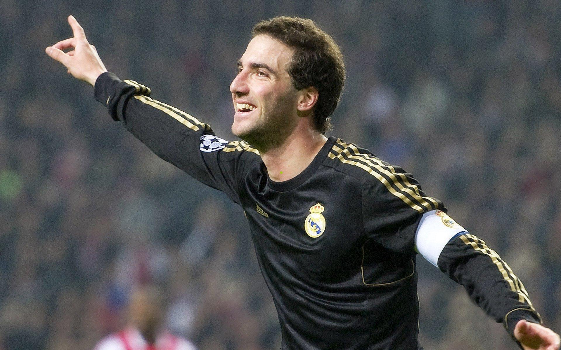 胡显昭迎十七岁生日，EDG新锐ADC的破晓时刻